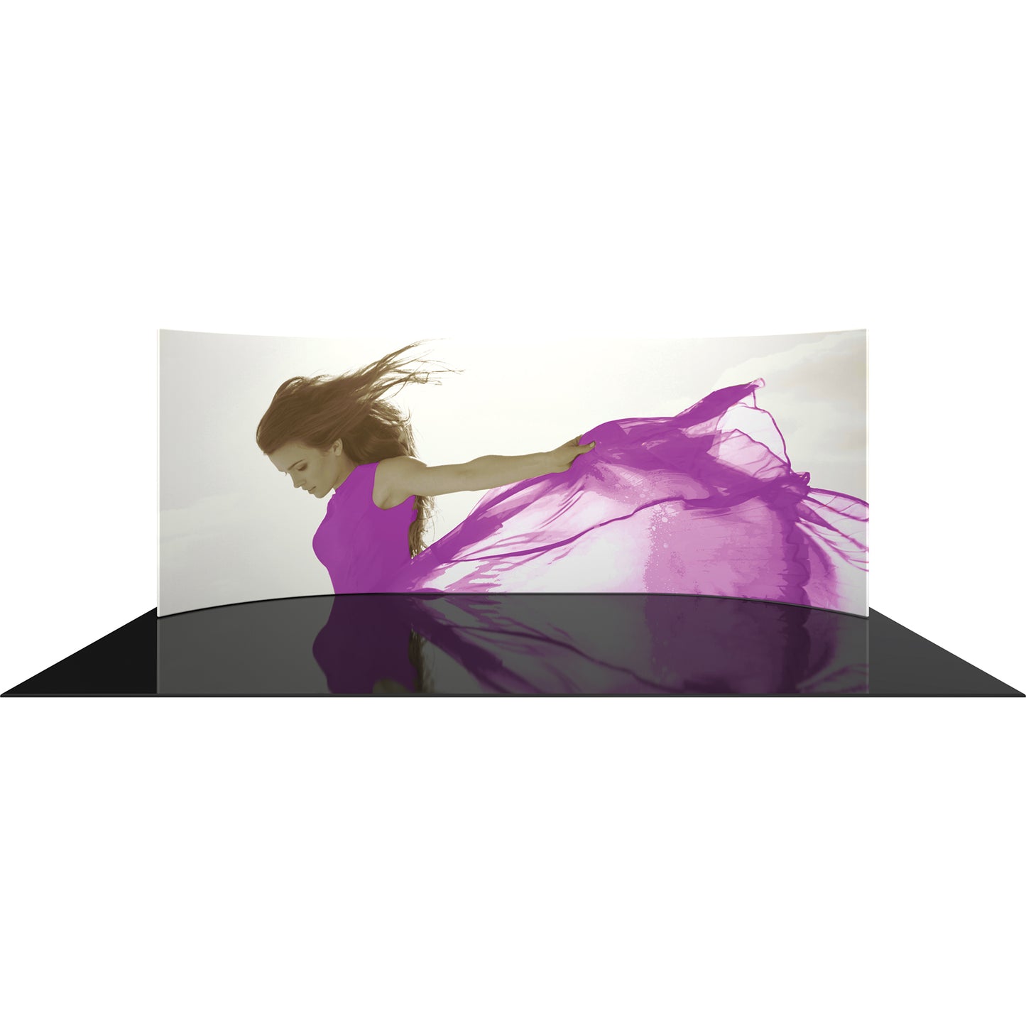 Formulate® Master Tradeshow Backdrop, Curved · 20′ wide, 7½′ tall